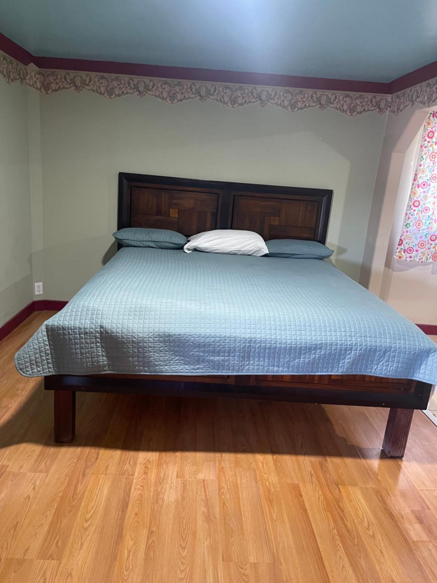 Provo Inn & Suites ภายนอก รูปภาพ