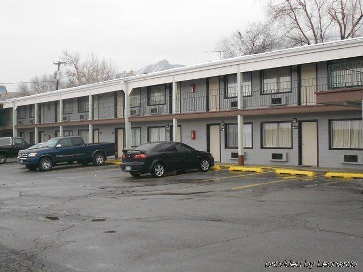 Provo Inn & Suites ภายนอก รูปภาพ
